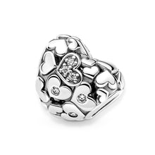 Load image into Gallery viewer, Sparkling Openwork Heart Charm
