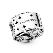 Load image into Gallery viewer, Star Wars Han Solo &amp; Leia Kiss Charm
