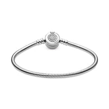 Load image into Gallery viewer, Pandora Moments Sparkling Crown O Snake Chain Bracelet
