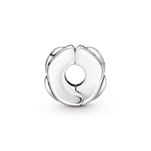 Load image into Gallery viewer, Pandora 2020 Limited Edition Hearts Clip Charm
